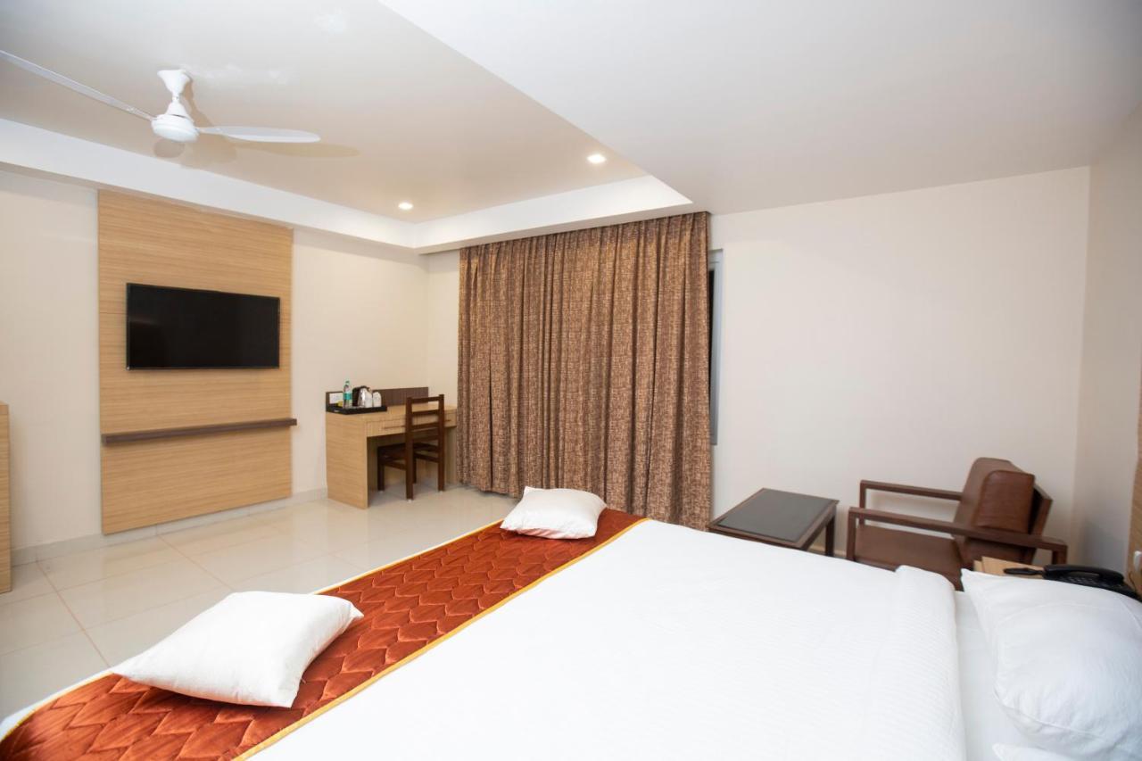 Lee-Benz Ark Hotel Kumbakonam Εξωτερικό φωτογραφία