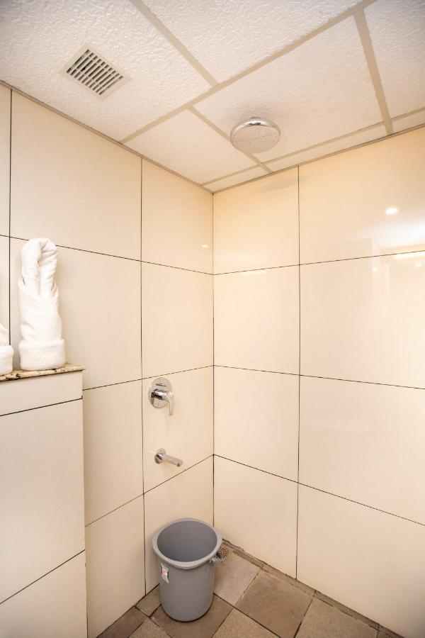 Lee-Benz Ark Hotel Kumbakonam Εξωτερικό φωτογραφία